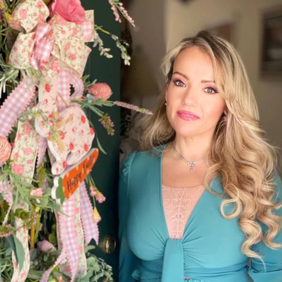 Meet your Posher, Maria - Picture 1 of 1